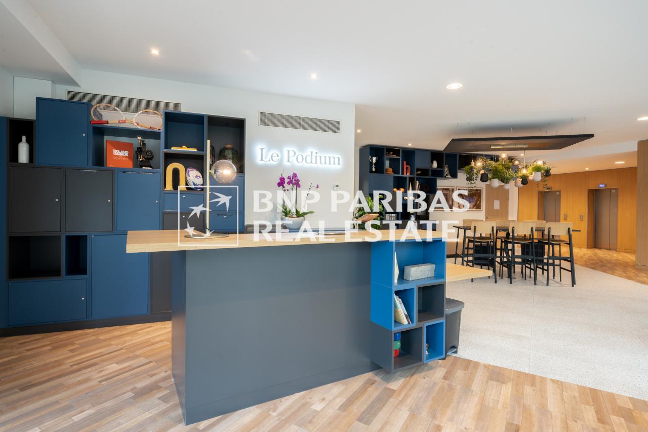 Bureau La Plaine Saint-Denis 1080m² Location bureau La Plaine Saint-Denis Seine-Saint-Denis OLBUR2107037 1
